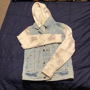 Hollister Denim Jacket Size Small